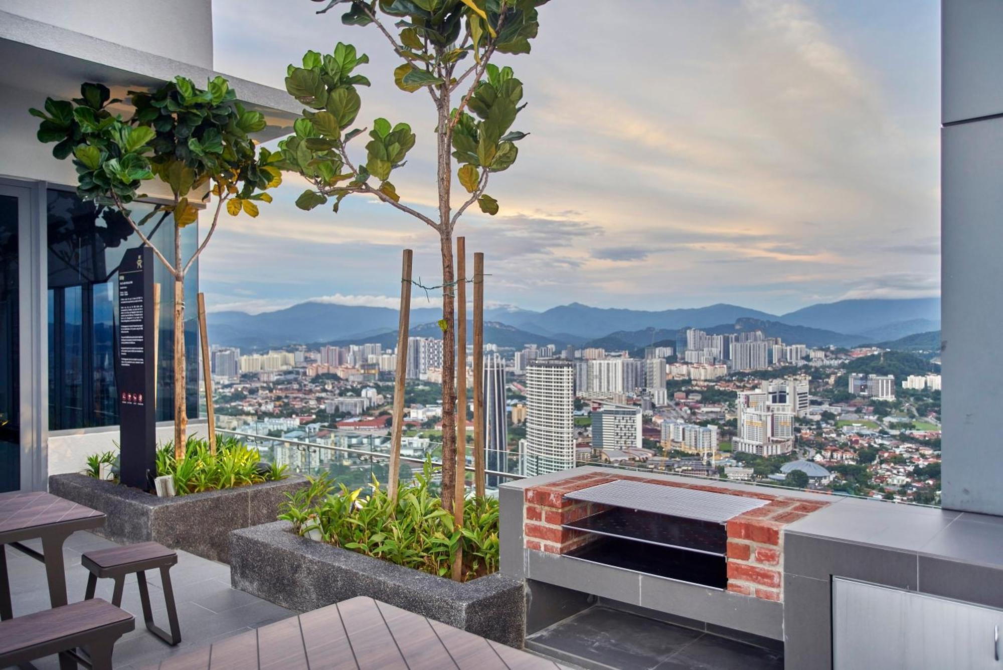 Royce Residence Klcc By Cobnb Kuala Lumpur Exterior photo